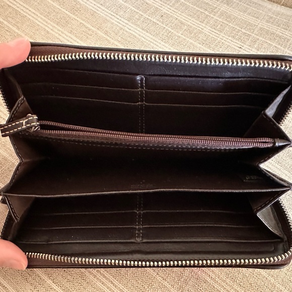 Coach Signature Red Zip Wallet - Picture 5 of 10